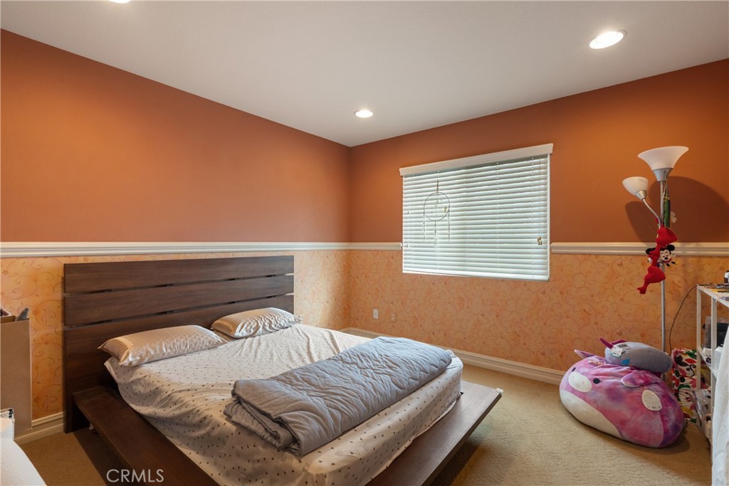 6800 Knightsbridge Court