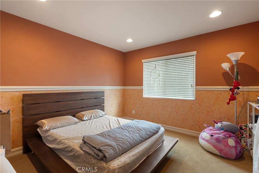 6800 Knightsbridge Court