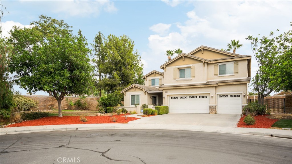6800 Knightsbridge Court