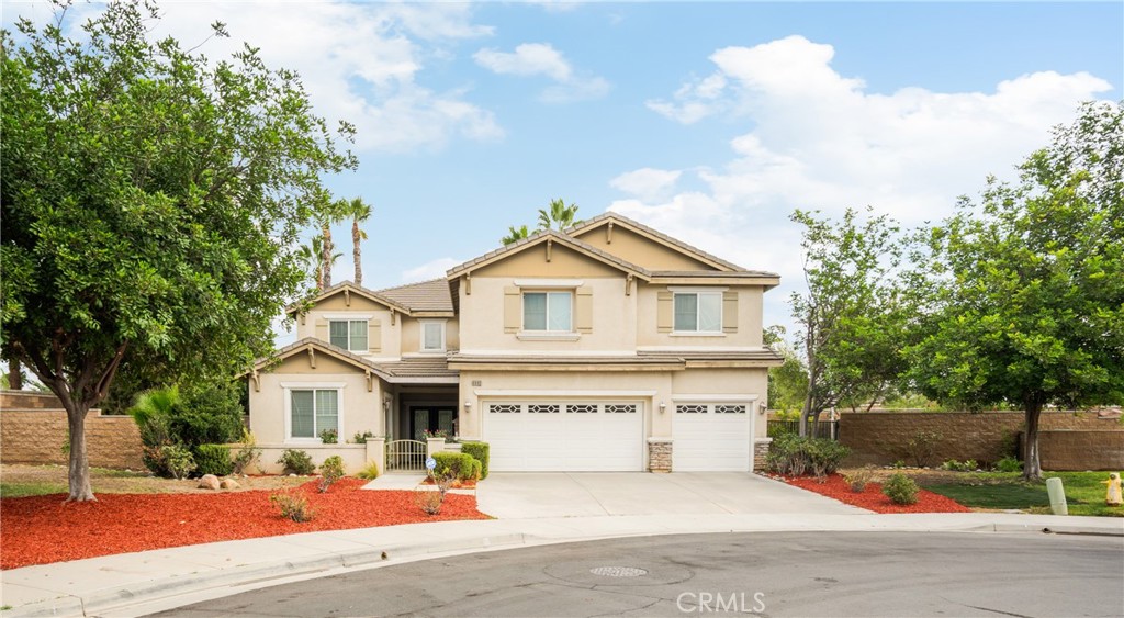 6800 Knightsbridge Court