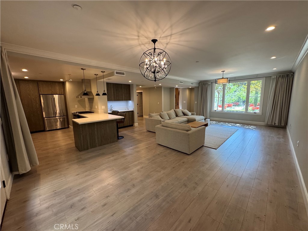 188 S Sierra Madre Boulevard 2