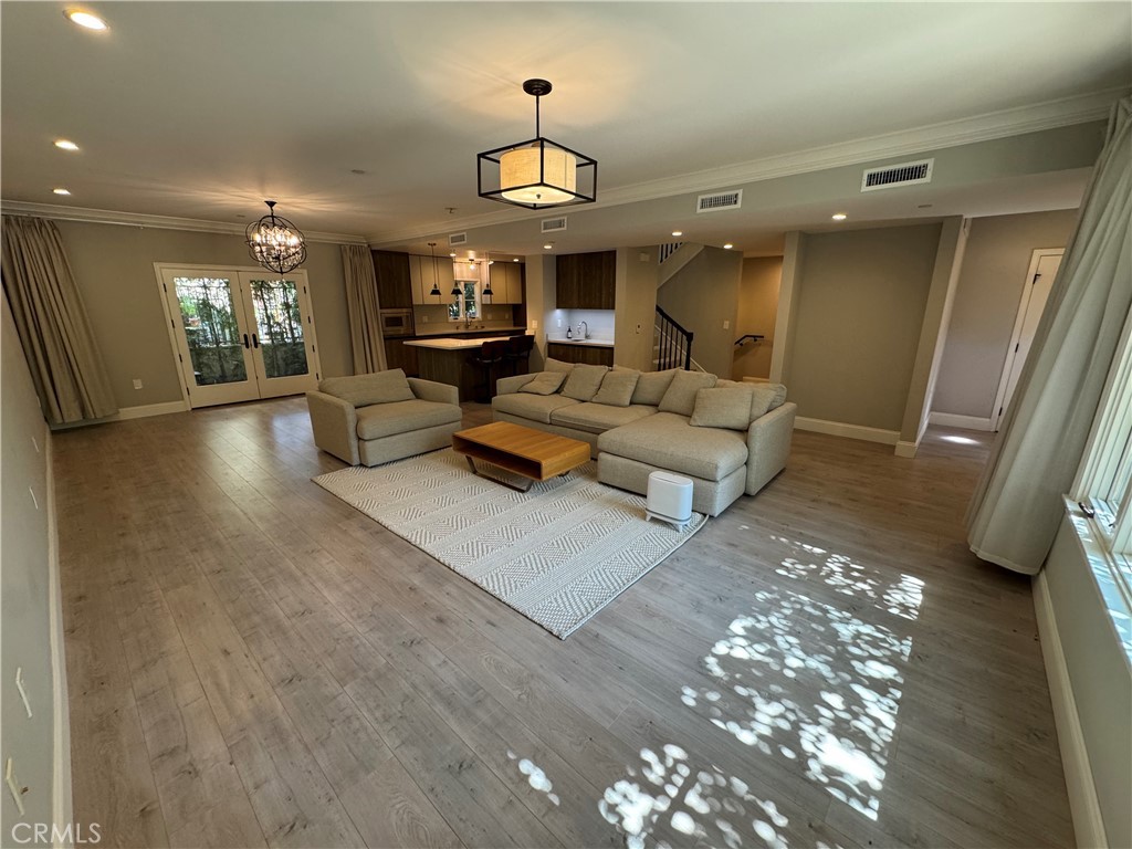 188 S Sierra Madre Boulevard 2
