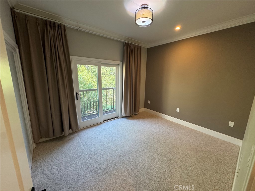188 S Sierra Madre Boulevard 2