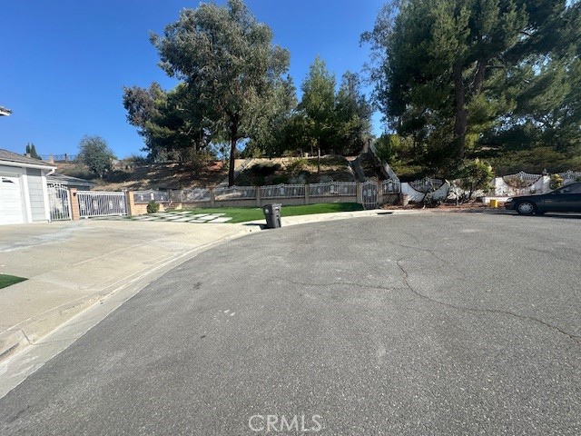 24302 Darrin Dr