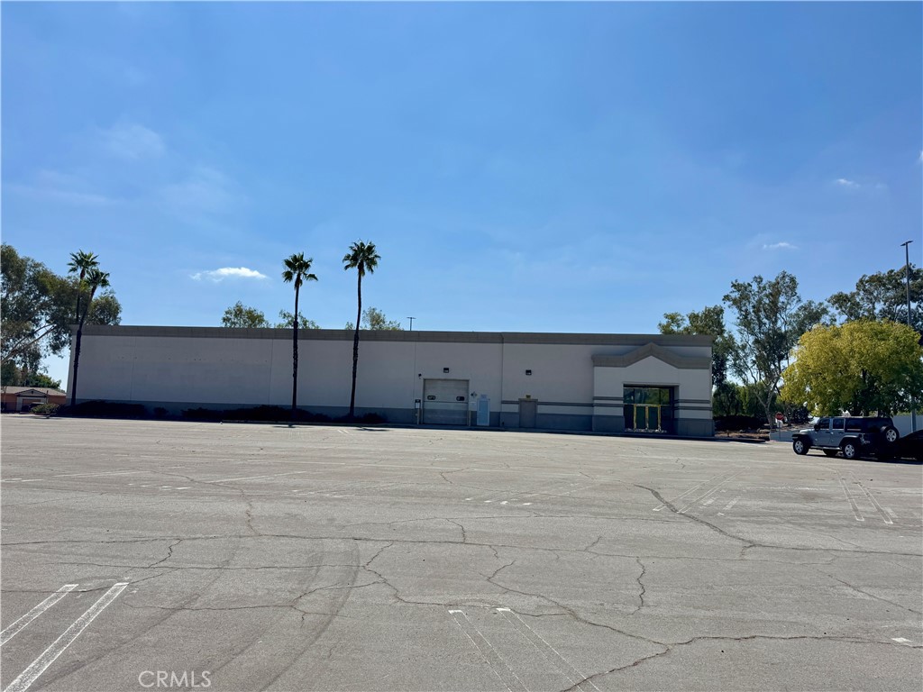 22500 Town Cir