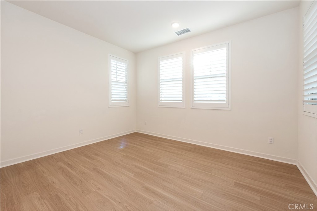 4787 S Ansley