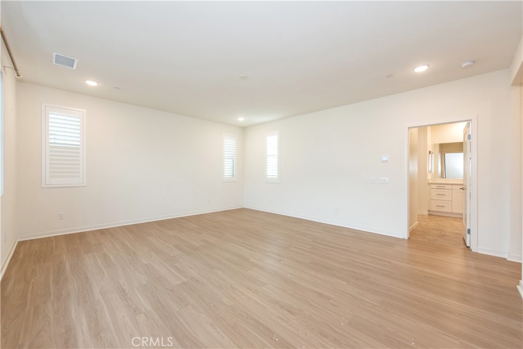 4787 S Ansley