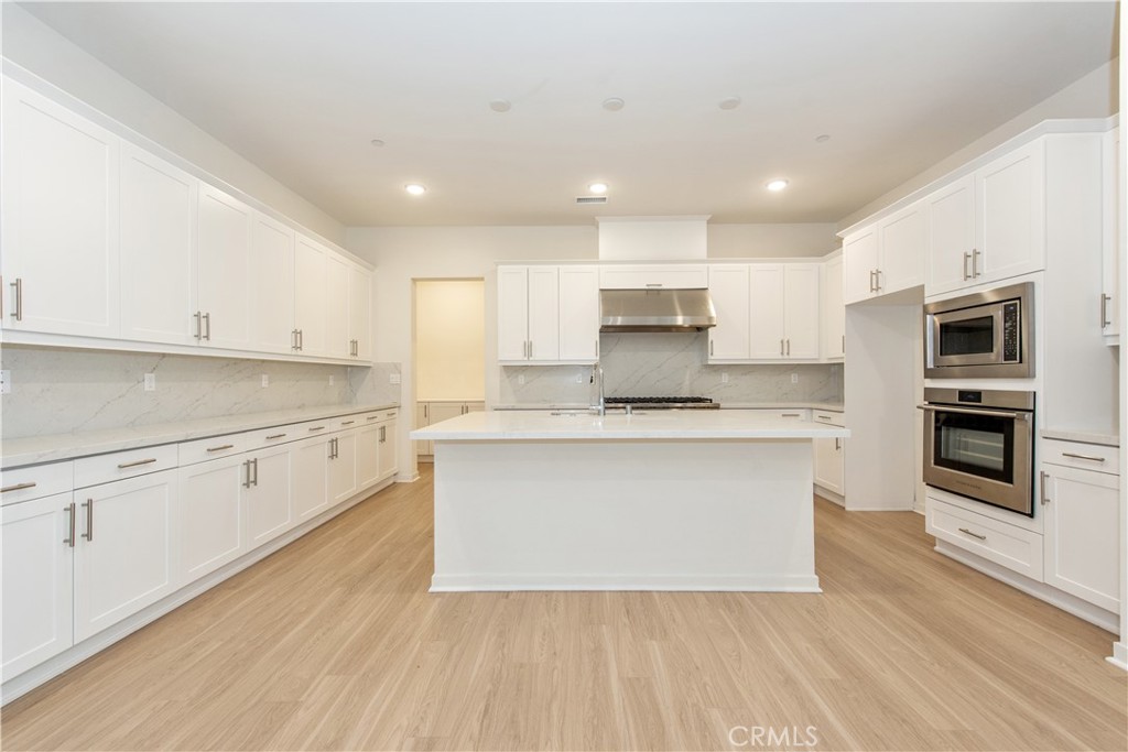 4787 S Ansley