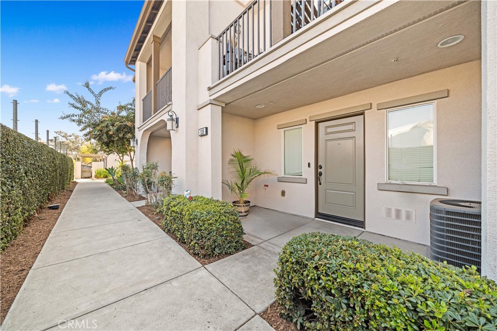 1118 Calle Montana
