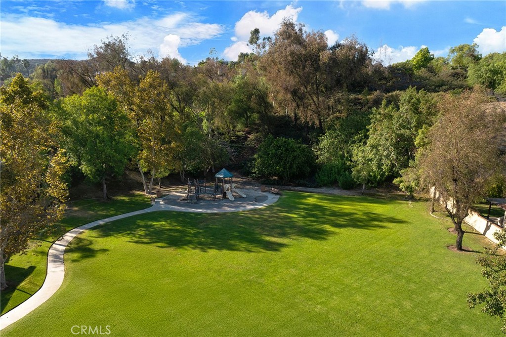 1049 Longview Drive