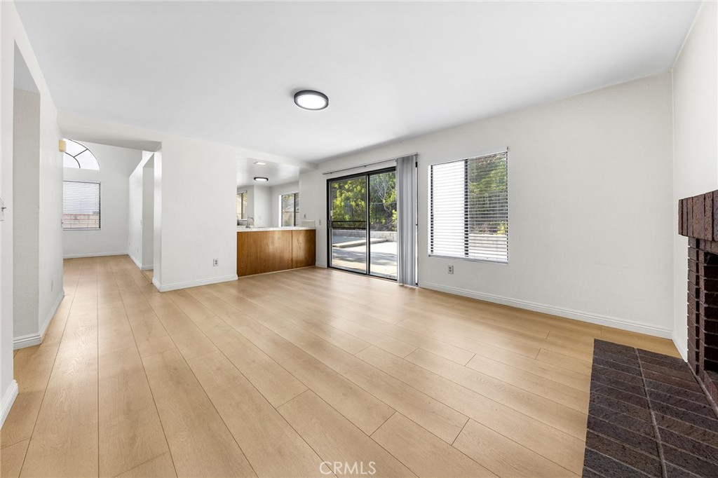 1049 Longview Drive