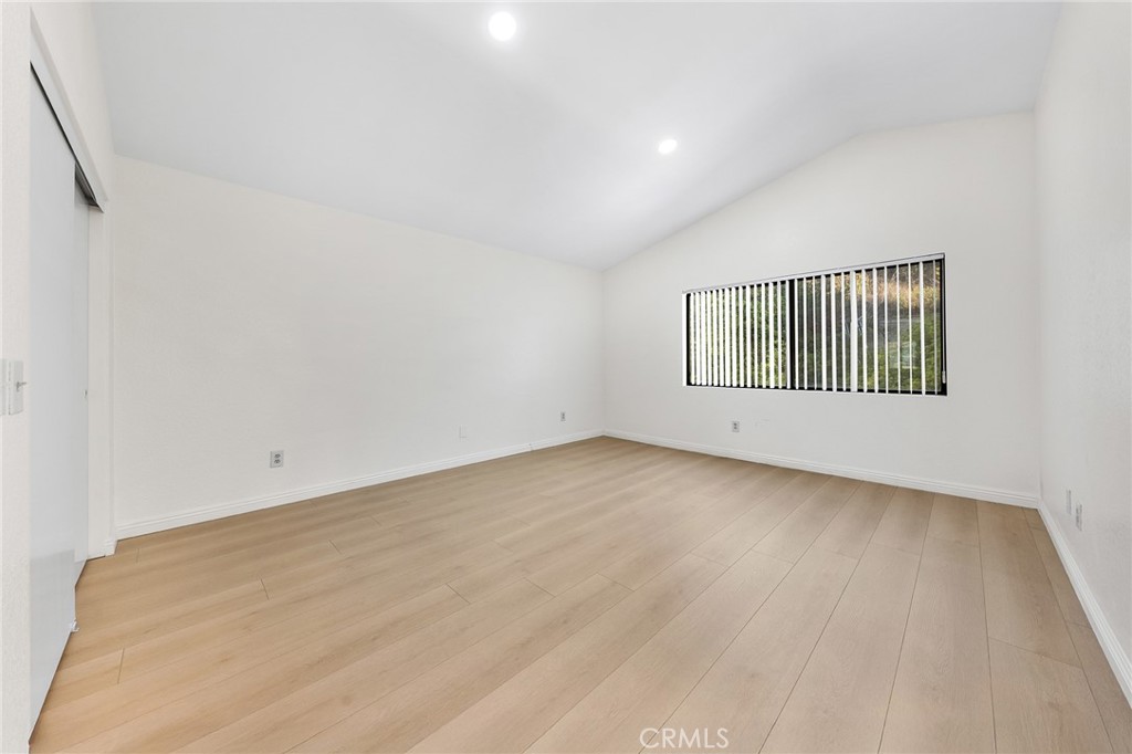 1049 Longview Drive