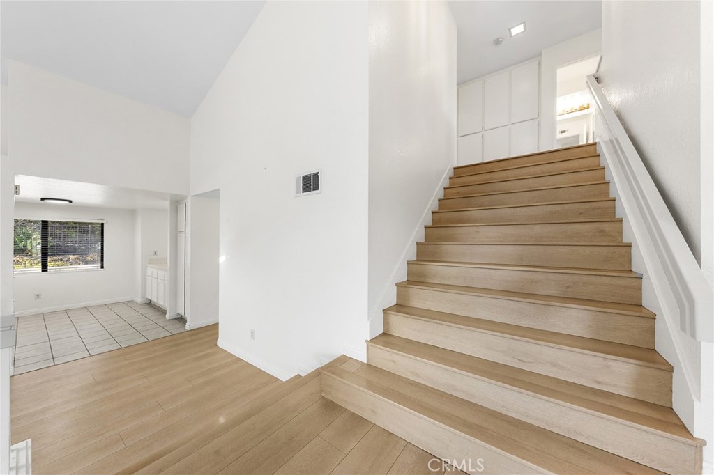 1049 Longview Drive