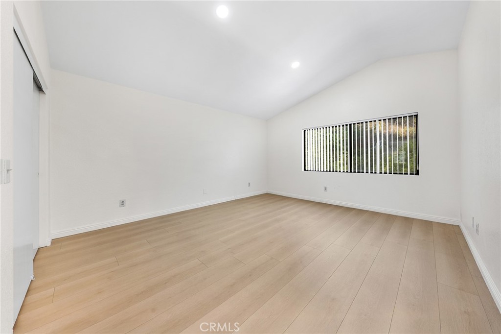 1049 Longview Drive