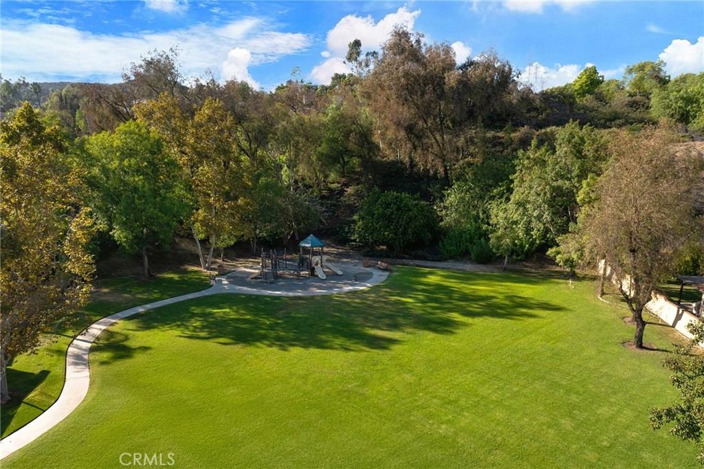 1049 Longview Drive