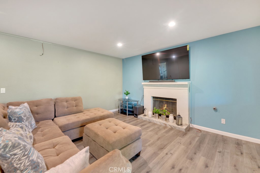 43927 Fallon Drive