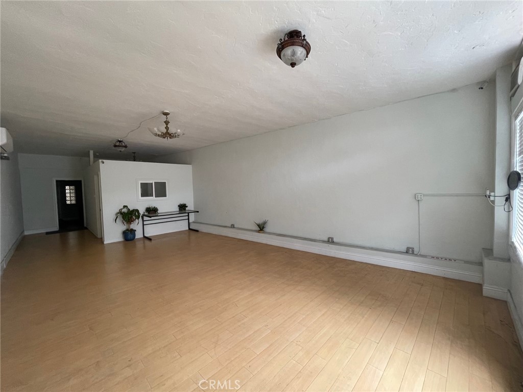 511 S Del Mar