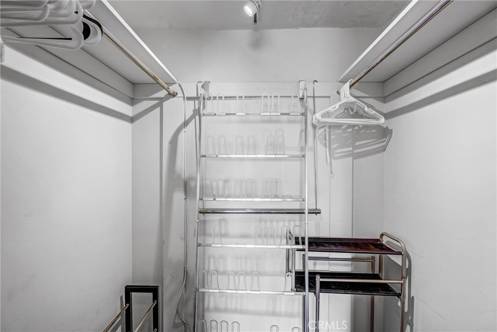 969 Hilgard Avenue 706