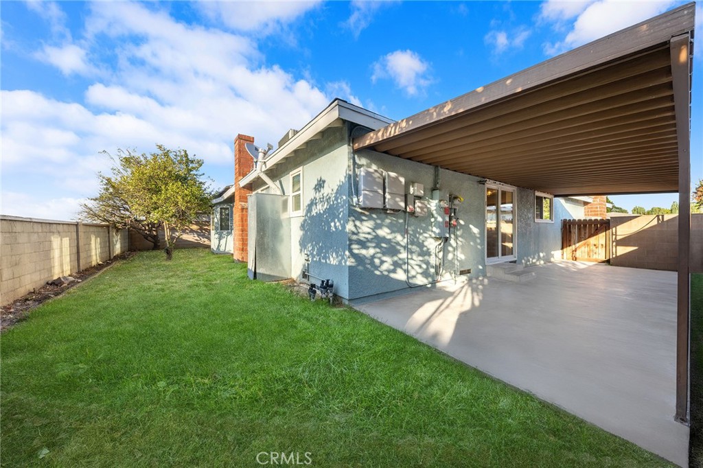 1357 N Aldenville