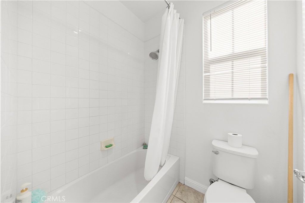 20611 W Chestnut Circle