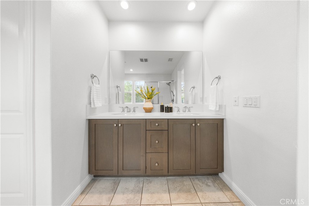 20611 W Chestnut Circle