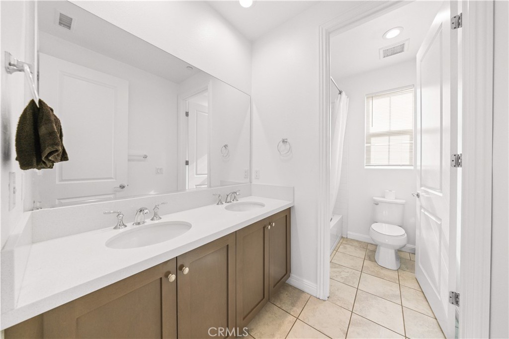 20611 W Chestnut Circle