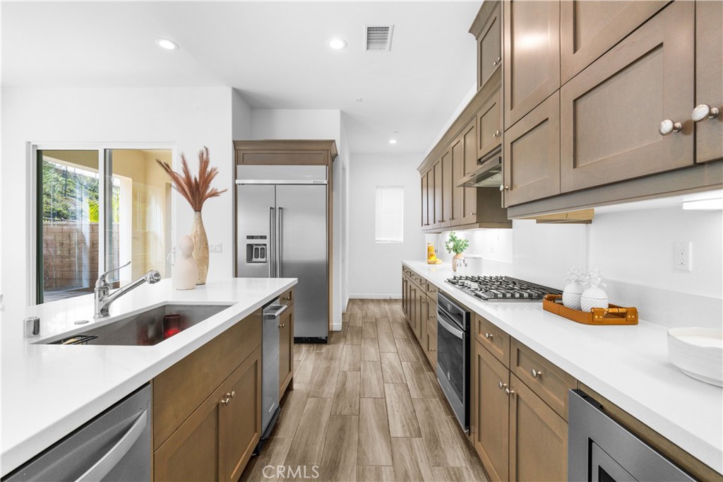 20611 W Chestnut Circle