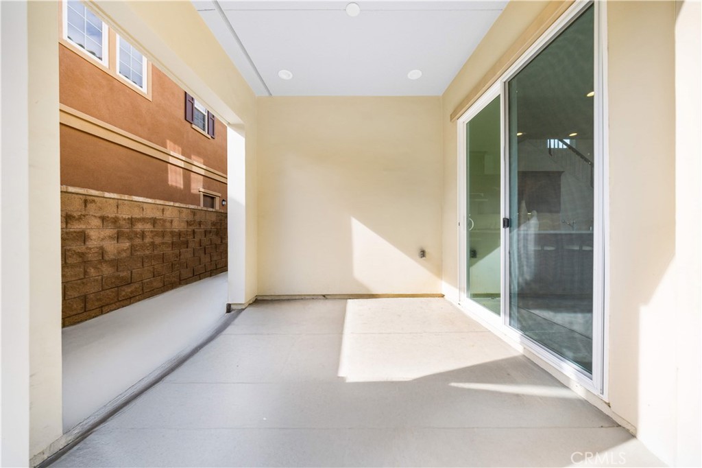 20611 W Chestnut Circle