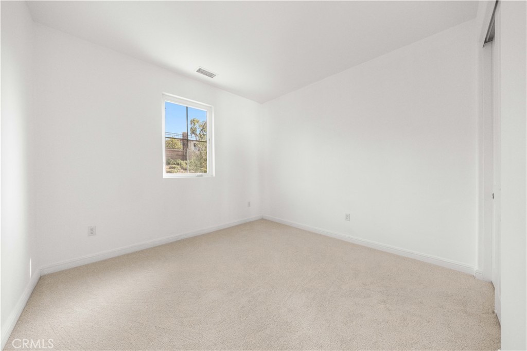 20611 W Chestnut Circle