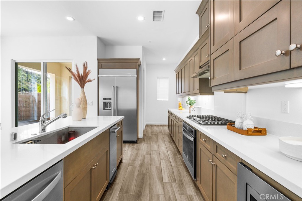 20611 W Chestnut Circle