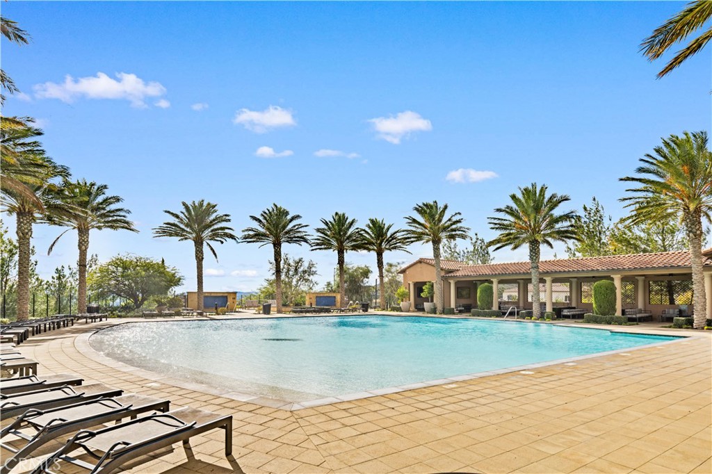 20611 W Chestnut Circle