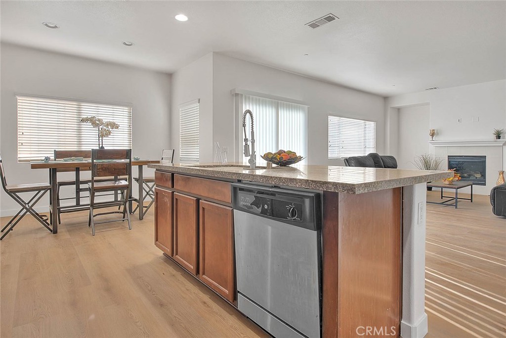 6832 Manchester Court