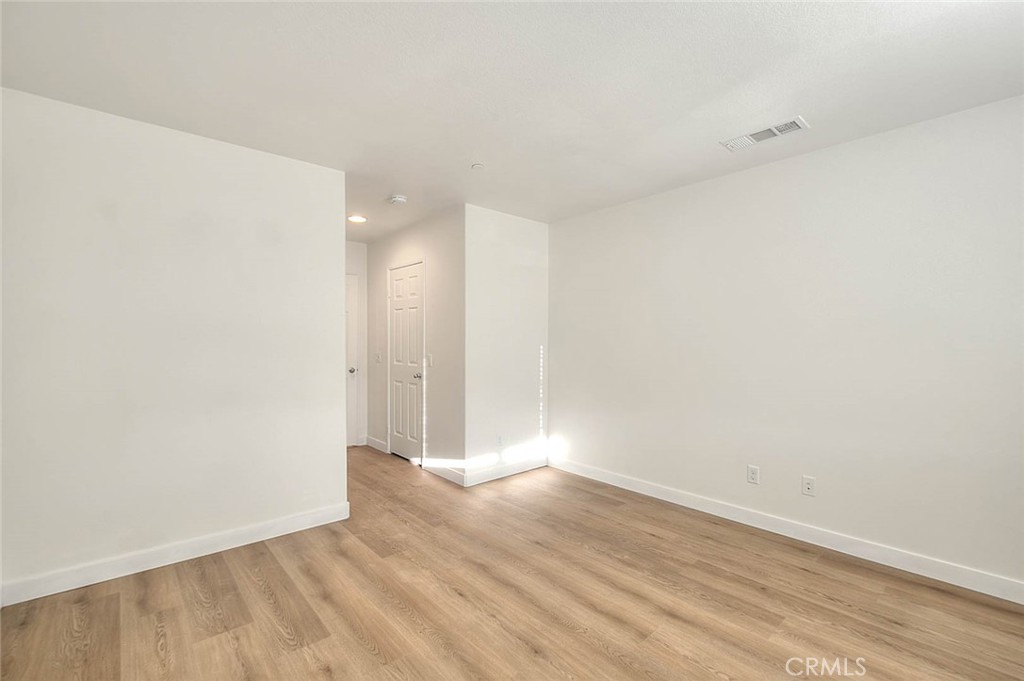 6832 Manchester Court