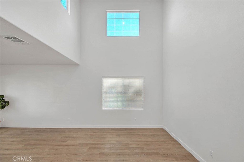 6832 Manchester Court