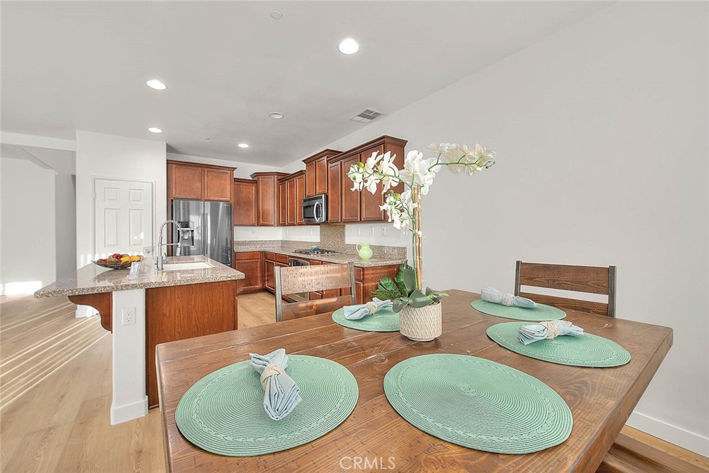 6832 Manchester Court