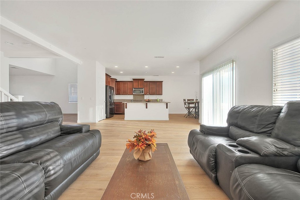 6832 Manchester Court