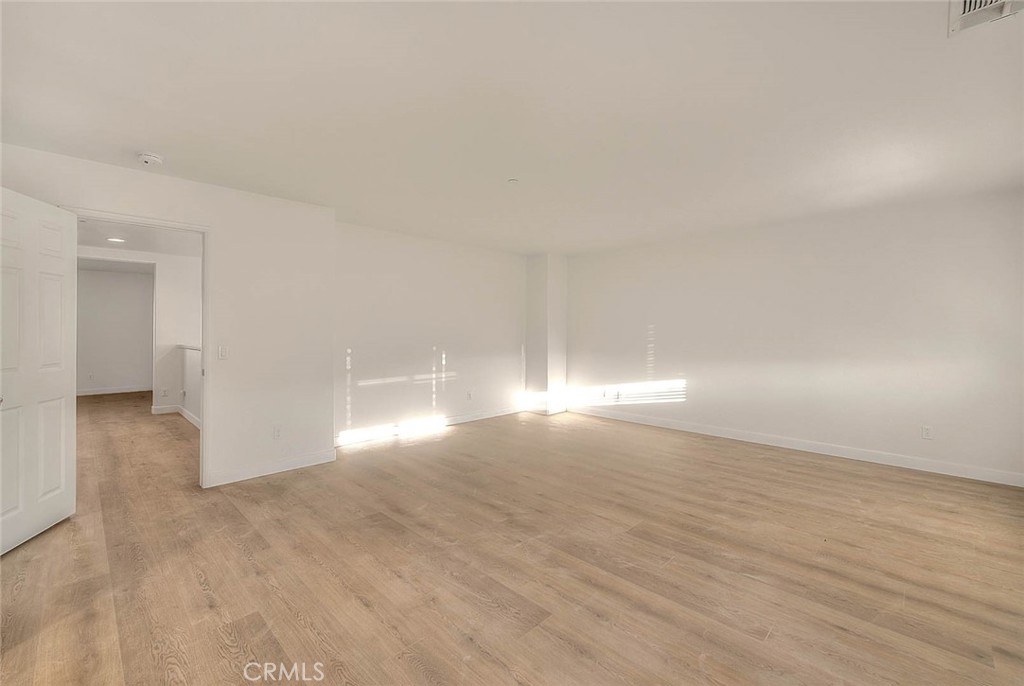 6832 Manchester Court