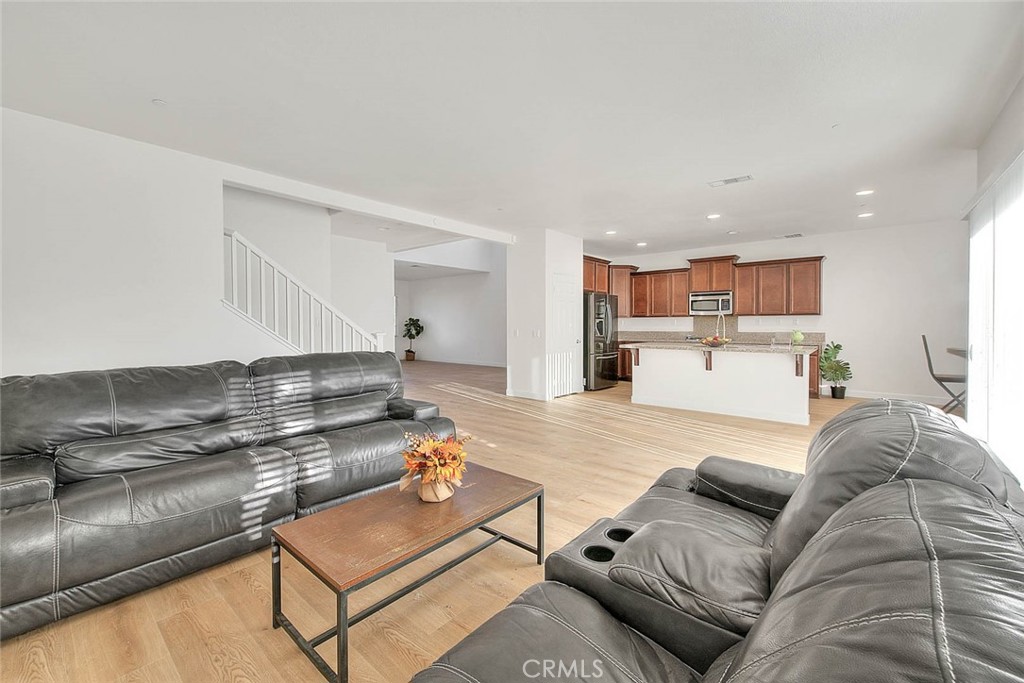 6832 Manchester Court