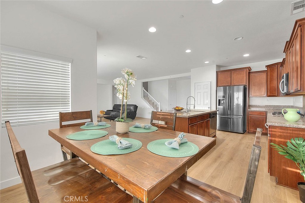 6832 Manchester Court