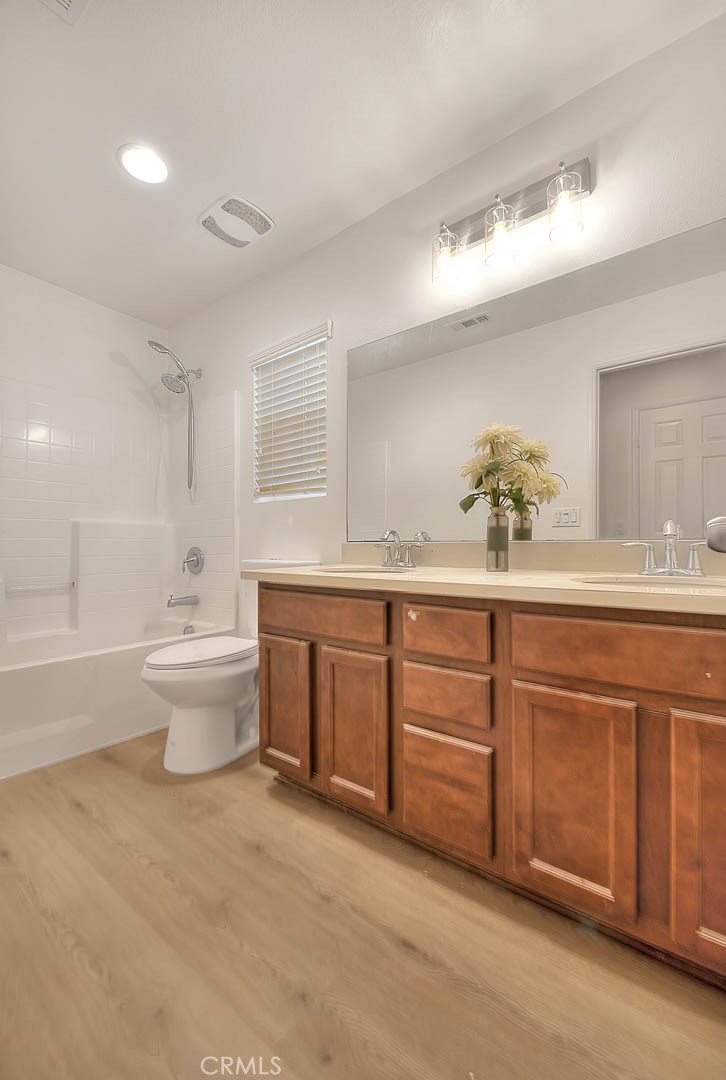 6832 Manchester Court