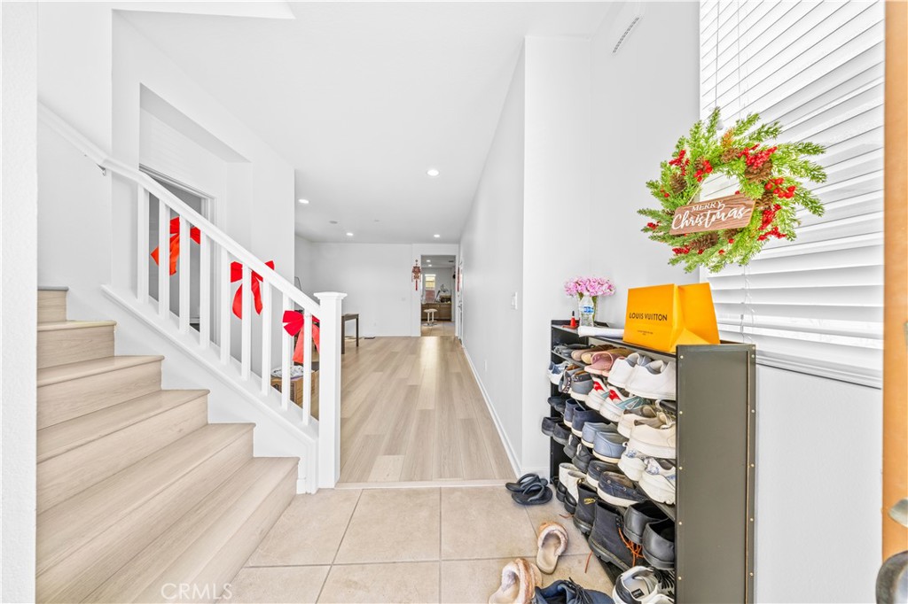 2829 E Clementine Drive