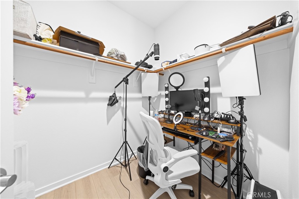 2829 E Clementine Drive