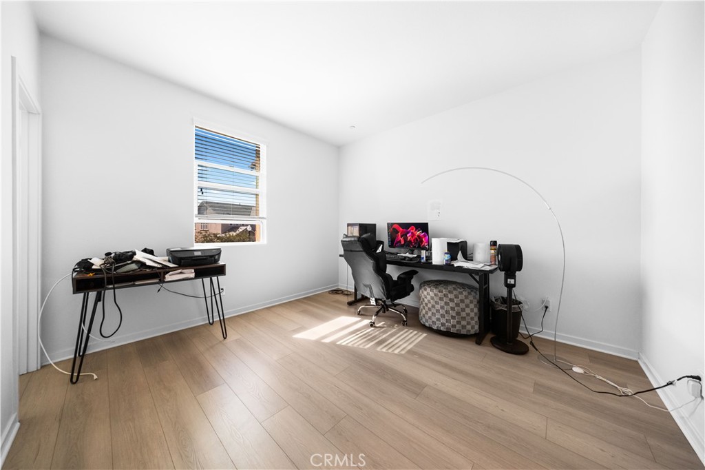 2829 E Clementine Drive