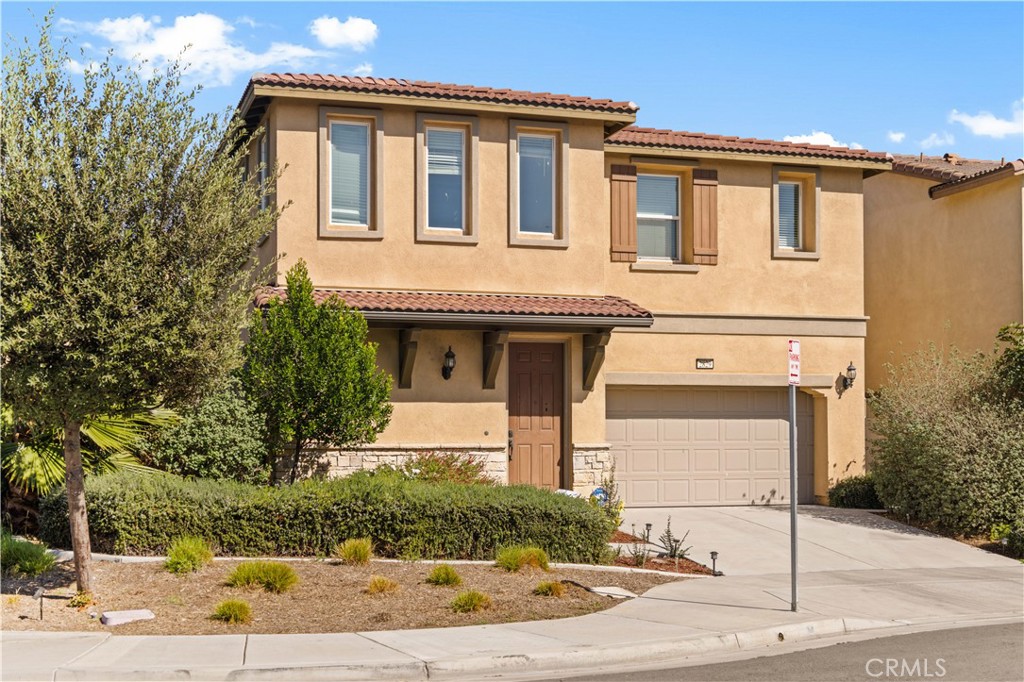 2829 E Clementine Drive