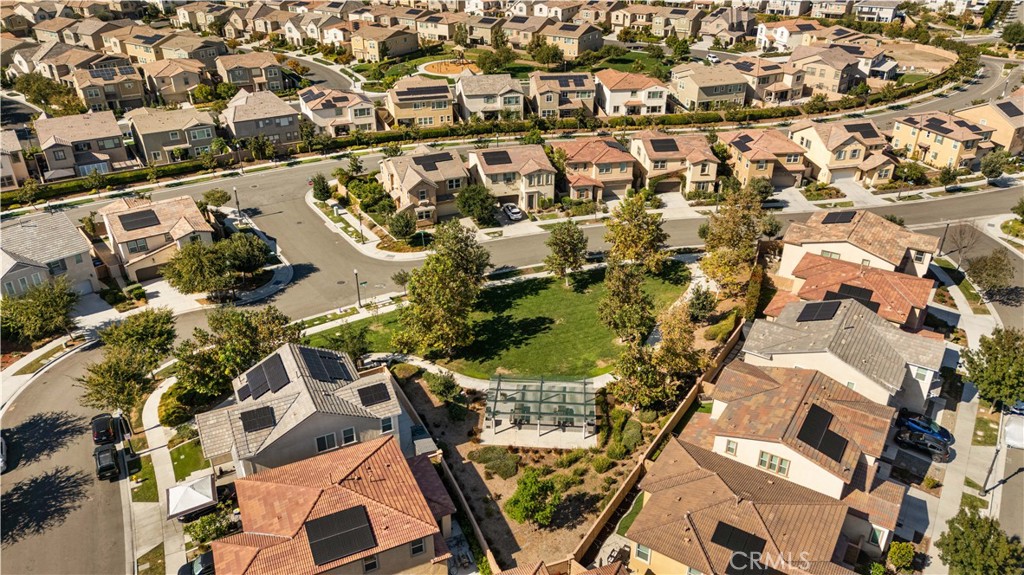 2829 E Clementine Drive