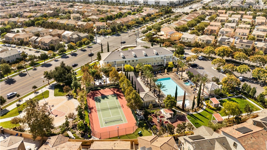 2829 E Clementine Drive