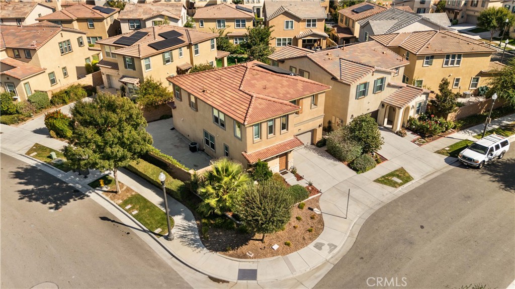 2829 E Clementine Drive