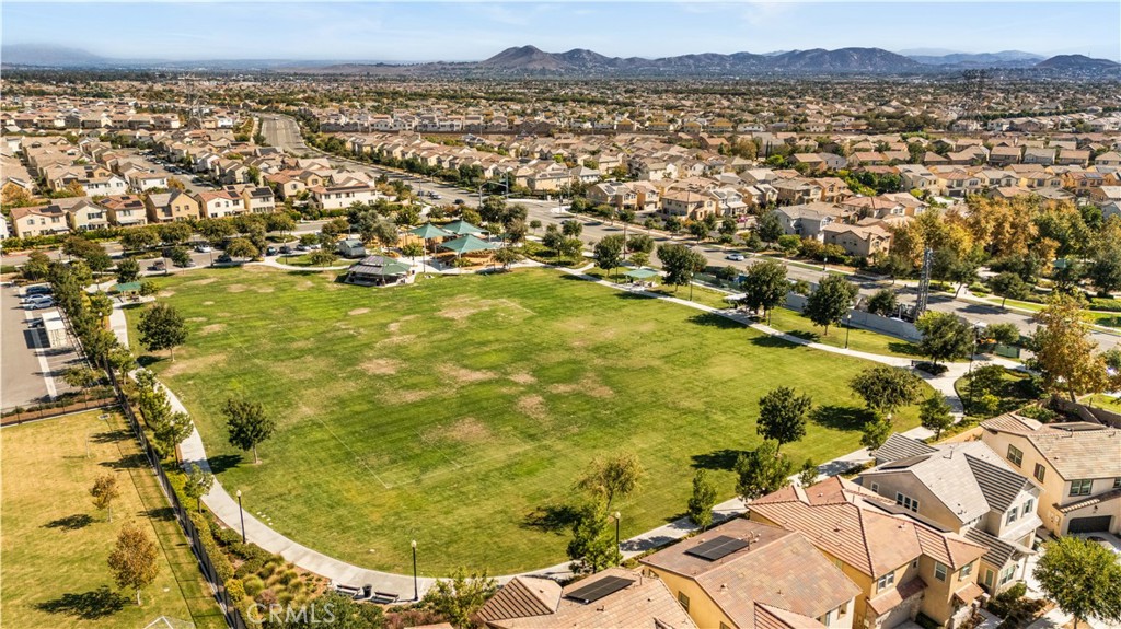 2829 E Clementine Drive