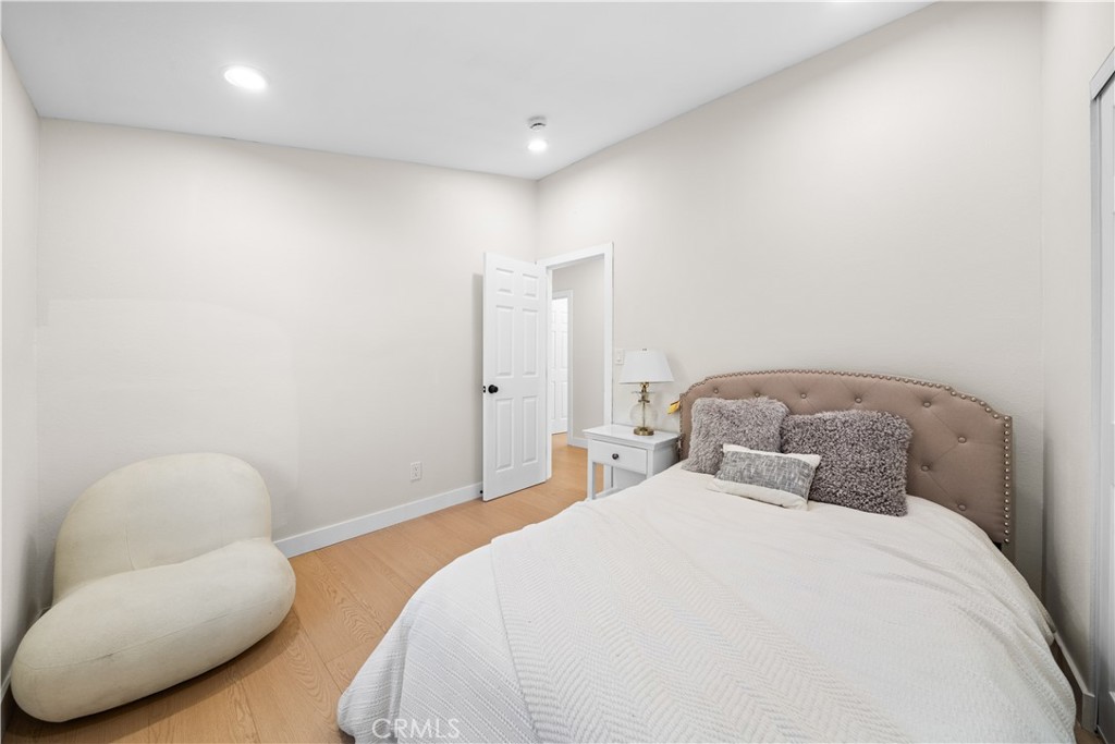 2431 Santa Ysabel Avenue