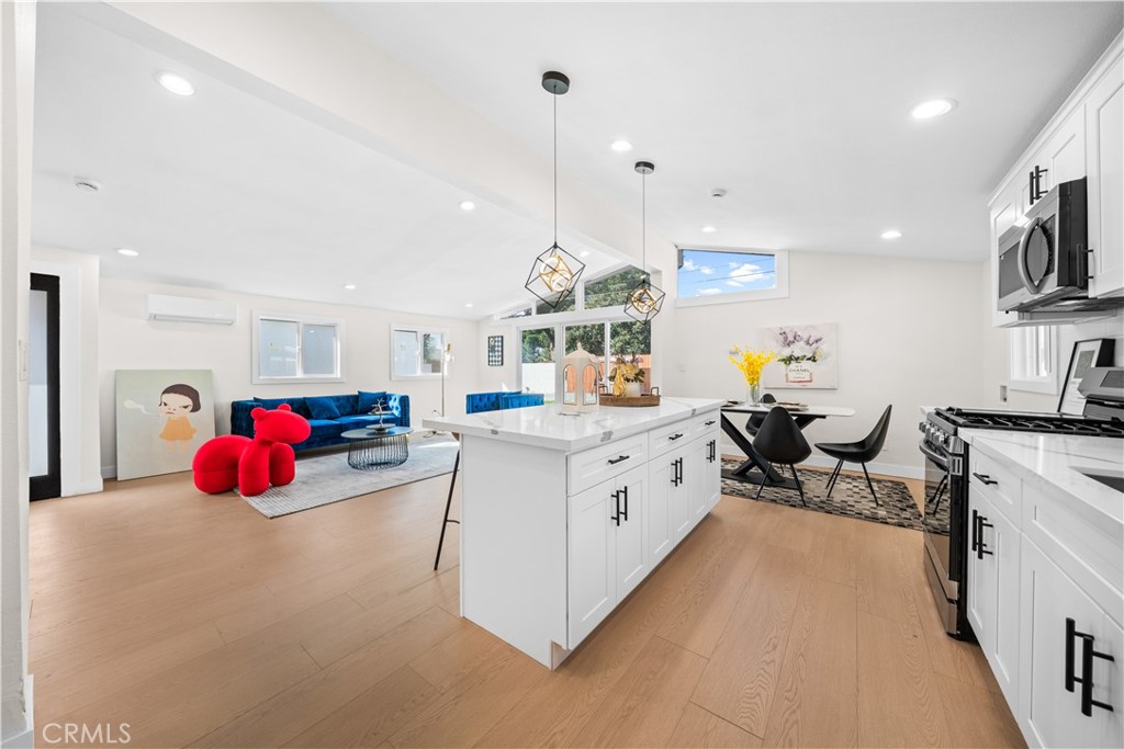 2431 Santa Ysabel Avenue